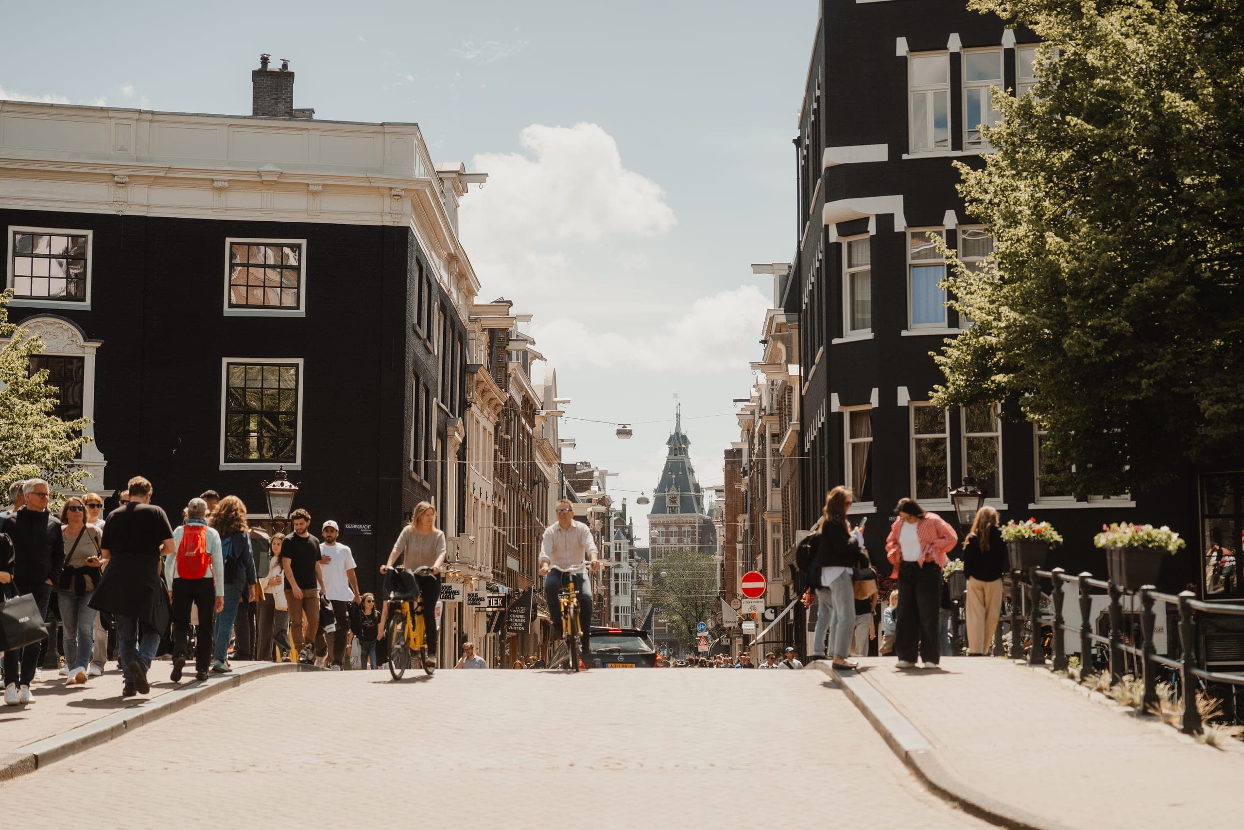 Lively streets by the water